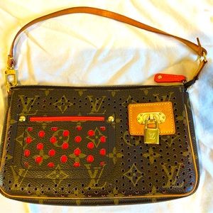 Small Louis Vuitton shoulder purse Brown monogram